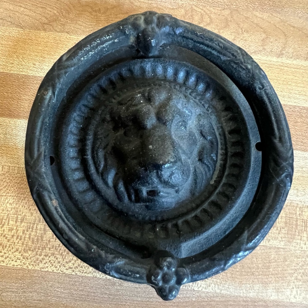 Cast Iron Door Knocker Replica of Georgian Lion Heavy Never Used